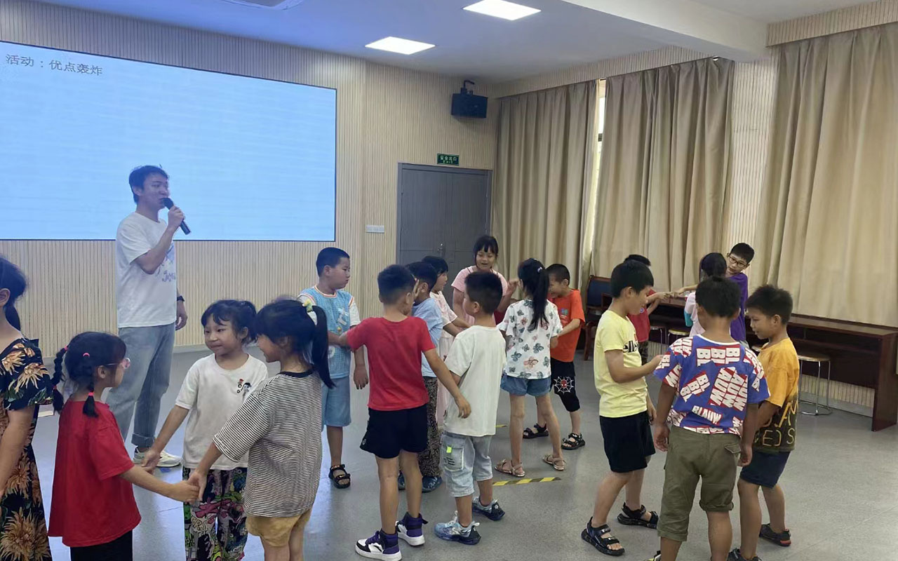 嫩江龙观乡中心学校